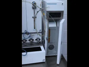 Spark Holland Solid Phase Extraction System with Automated Components, 9 of 29