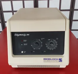 Sigma 202 laboratory centrifuge with oscillating bucket rotor, 4 of 6