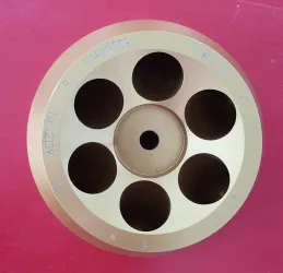 Sigma angular rotor no. 12139 for centrifuge, 2 of 2