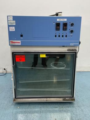 Thermo Scientific Forma 3911 Environmental Chamber with Temperature and Humidity Control-cover