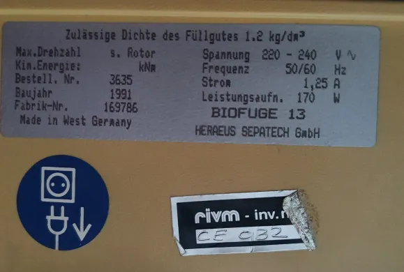 Heraeus Biofuge 13 centrifuge 1991