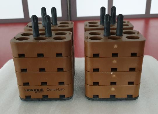 Heraeus centrifuge adapters for 4 x 6 tubes-cover