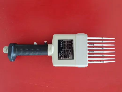 Pipette Nichiryo multichannel