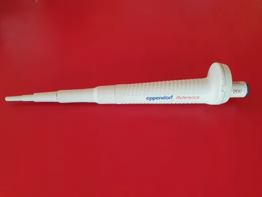 Pipette Eppendorf Reference 200 µl