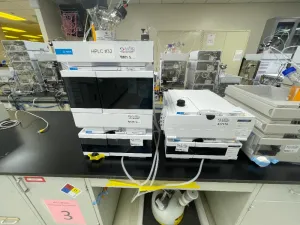 Agilent 1260 Infinity II HPLC System with Diode Array Detector and Autosampler, 3 of 19