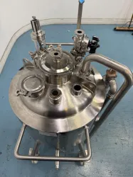 T&C Stainless Steel Portable Vessel Model TC6359 for Laboratory and Bioprocessing Use, 4 of 4