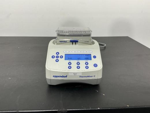 Eppendorf ThermoMixer C Tube Mixer-cover