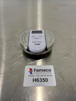 VWR Traceable Calibration Device with Digital Display-cover