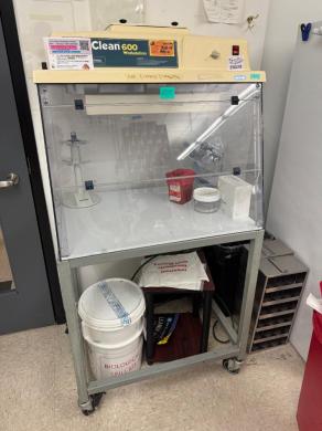 AirClean Systems 600 Workstation AC632LFUV UV Sterilization Clean Air Laboratory Workstation-cover