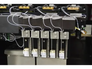 Bruker Berkeley Lights Beacon CAS 2.4 Premium Optofluidic Single-Cell Analysis System, 14 of 22