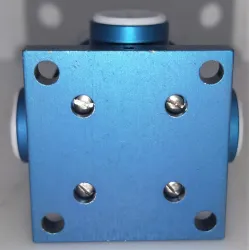 Parker PV-2-1344-E Miniature Pneumatic Diaphragm Valve, 2 of 5