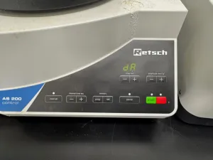 Retsch AS 200 Control B Digital Laboratory Sieve Shaker for Particle Size Analysis, 3 of 4