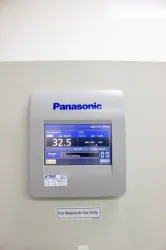 Panasonic MCO-170AICUVL-PA CO2 Laboratory Incubator with Touchscreen Control, 5.8 cu.ft., 4 of 11