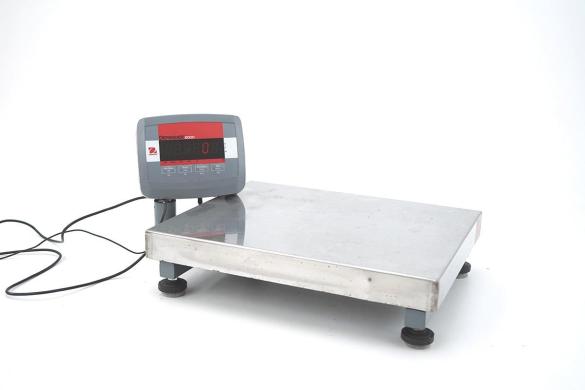 Ohaus Defender 2000 T24PE D60FL Floor Scale, 60 kg × 10 g, 500 × 400 mm-cover