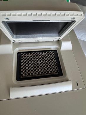 Bio-Rad C1000 Touch Thermal Cycler with 96-Well Block and Touchscreen Interface-cover