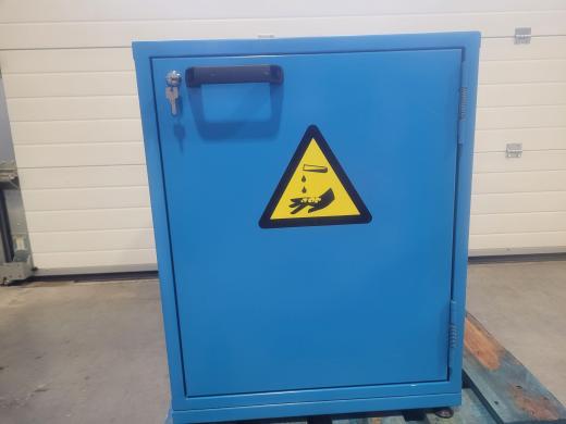 Safety cabinet for corrosive products AC30-cover