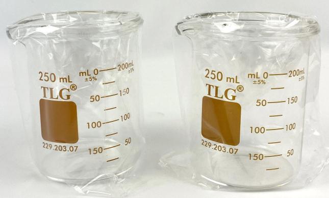 TLG 229.203.07 Heavy-Duty 250mL Graduated Borosilicate Beaker-cover