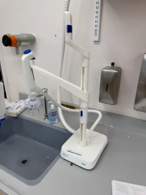 Millipore Milli-Q IQ 7000 Lab Water Purification System