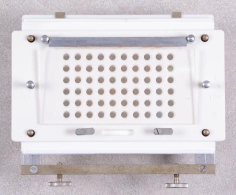 Loeco Macrolon Capsule Filling Machine for 100 Capsules-cover