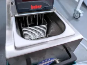 Huber CC-K6 Circulator Bath with Pilot One Temperature Control Unit, 4 of 6