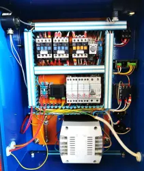Custom Fractional Terpene Distillation Apparatus with 1000 mL Round-Bottom Flask and Automated Heating Controls, 11 of 12