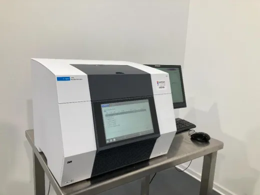 Agilent AriaDX Real-Time PCR Thermocycler with 96-Well Block and Touchscreen Interface