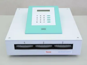 Thermo Scientific iEMS Orbital Shaker Incubator for Microtiter Plates, 4 of 7