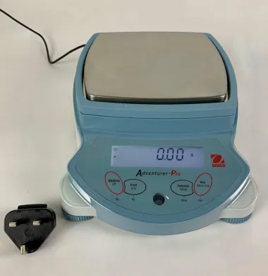 Ohaus AV3102 Precision Scale, 0.01g Readability, 3100g Capacity