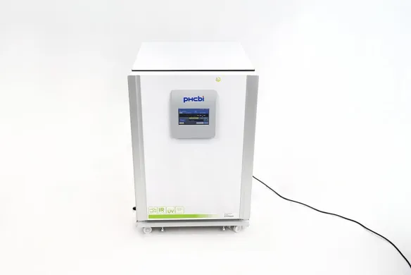 PHCbi MCO-170AICUVD-PE CO2 Incubator, 165 L, with Roller Base