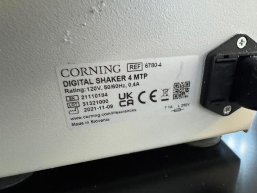 Corning LSE Digital Microplate Shaker 6780-4 for Precise Microplate Mixing-cover