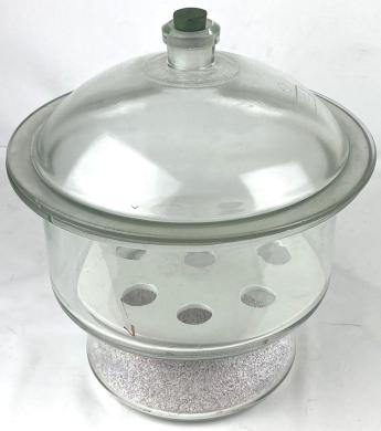 Glasswerk Wertheim Borosilicate Glass Desiccator with Support Plate 10.5L-cover