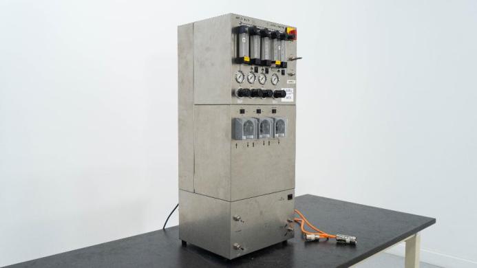 Sartorius Biostat B-DCU Fermenter Supply Tower-cover
