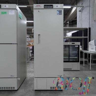 SANYO MDF-U338 Biomedical Freezer 369L (Discontinued)-cover