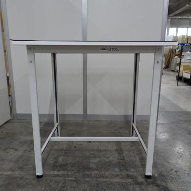 TRUSCO AE-0960 AE Type Workbench 90×75×90 cm, 300 kg Capacity-cover