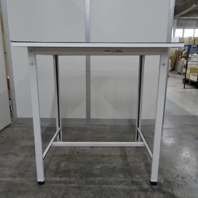 TRUSCO AE-0960 AE Type Workbench 90×75×90 cm, 300 kg Capacity