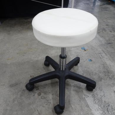 Seven Beauty Model 3742/25231 White Round Laboratory Stool-cover