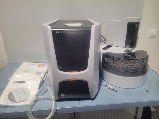 SHIMADZU TOC-L CPH Total Organic Carbon Analyzer with ASI-L Autosampler-cover