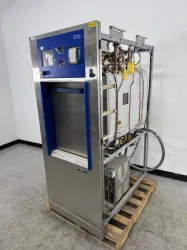 Getinge 533LS-E Vacuum Steam Sterilizer for Medical and Laboratory Use, 2 of 4