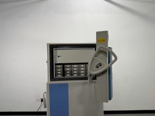 Thermo Scientific Forma 900 Series Dual-Door Ultra Low Temperature Freezer for Laboratory Use-cover