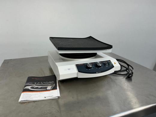 Heidolph PolyMax 1040 Orbital Shaker and Laboratory Mixer-cover