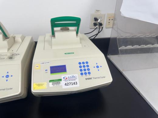 Bio-Rad S1000 Thermal Cycler-cover