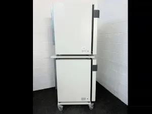 Thermo Scientific HERAcell VIOS 160i CO2 Incubator Stack with Copper Chamber and IR Sensor, 8 of 10