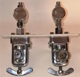 Dameca Dual Oxygen Regulator for Anesthesia Machine, 2 of 5