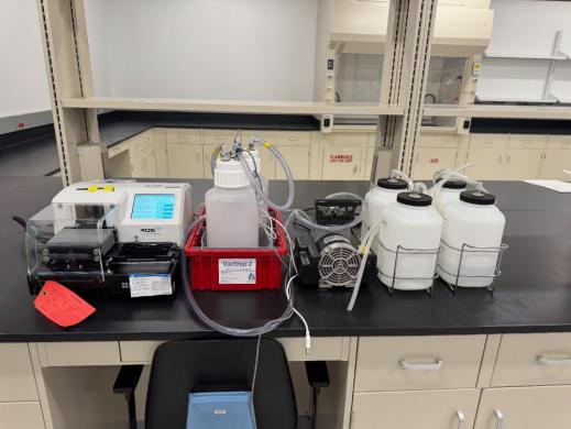 BioTek 405TSUVS Automated Microplate Washer for ELISA and Microplate Assays-cover