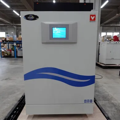 Yamato NU-5800D CO2 Incubator for Controlled Cell Culture Environment