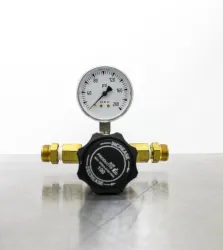 Air Products E11-N141C Set of 7 Pressure Regulators – Max Pressure 100 psi, 6 of 8