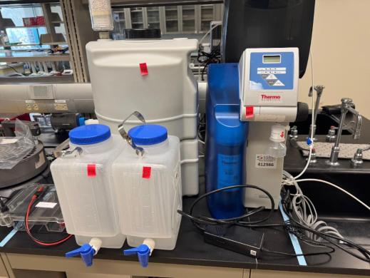 Thermo Barnstead Smart2Pure 12 UV/UF Laboratory Water Purification System-cover
