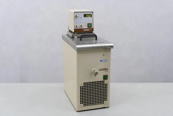 Julabo F10 Water/Oil Bath with VC Wall-Mounted Thermostat
