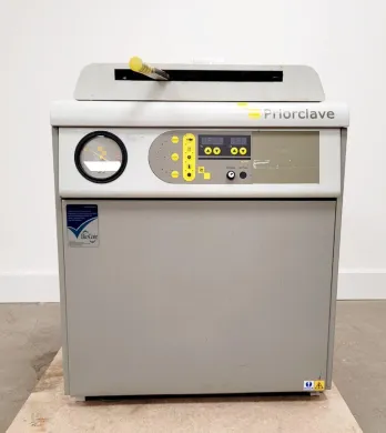Priorclave PS/QCS/SV100 Top-Loading Autoclave
