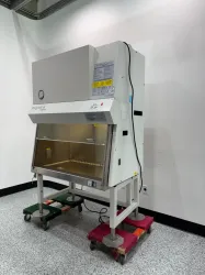 Baker Sterilgard SG403AS 4-Foot Class II Biosafety Cabinet with UV and Alarm System, 2 of 4